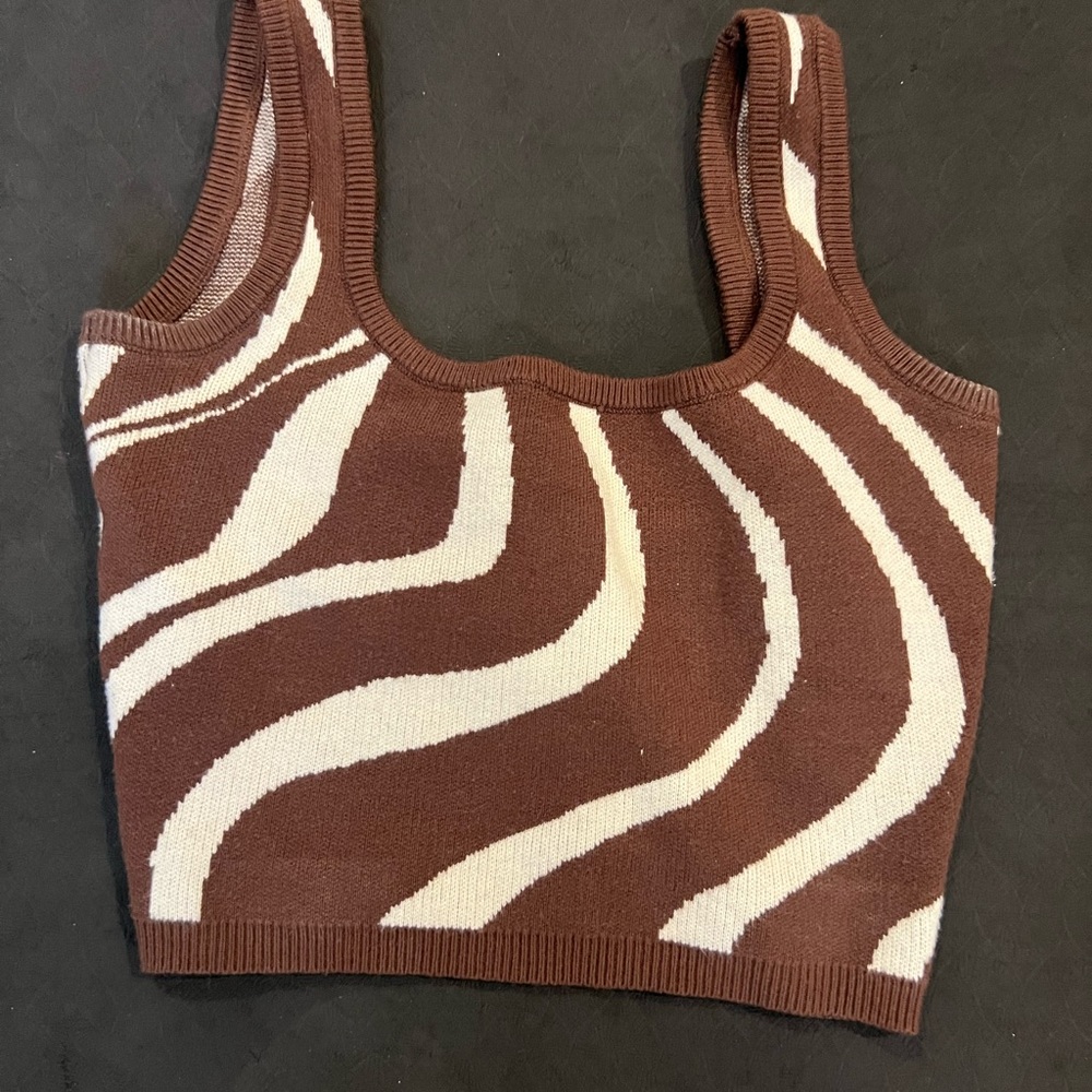 Cute crop top